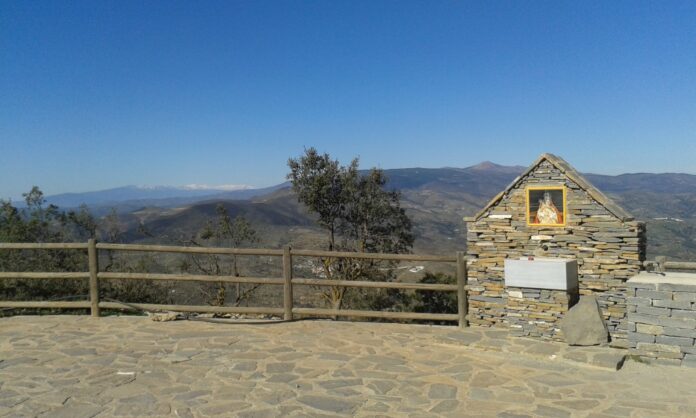 Ermita de la Virgen ve španělské Almeríe, Andalusie.