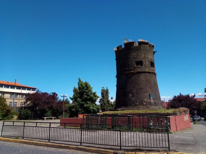 Historické španělské opevnění z doby kolonizace Chile ve Valdivia